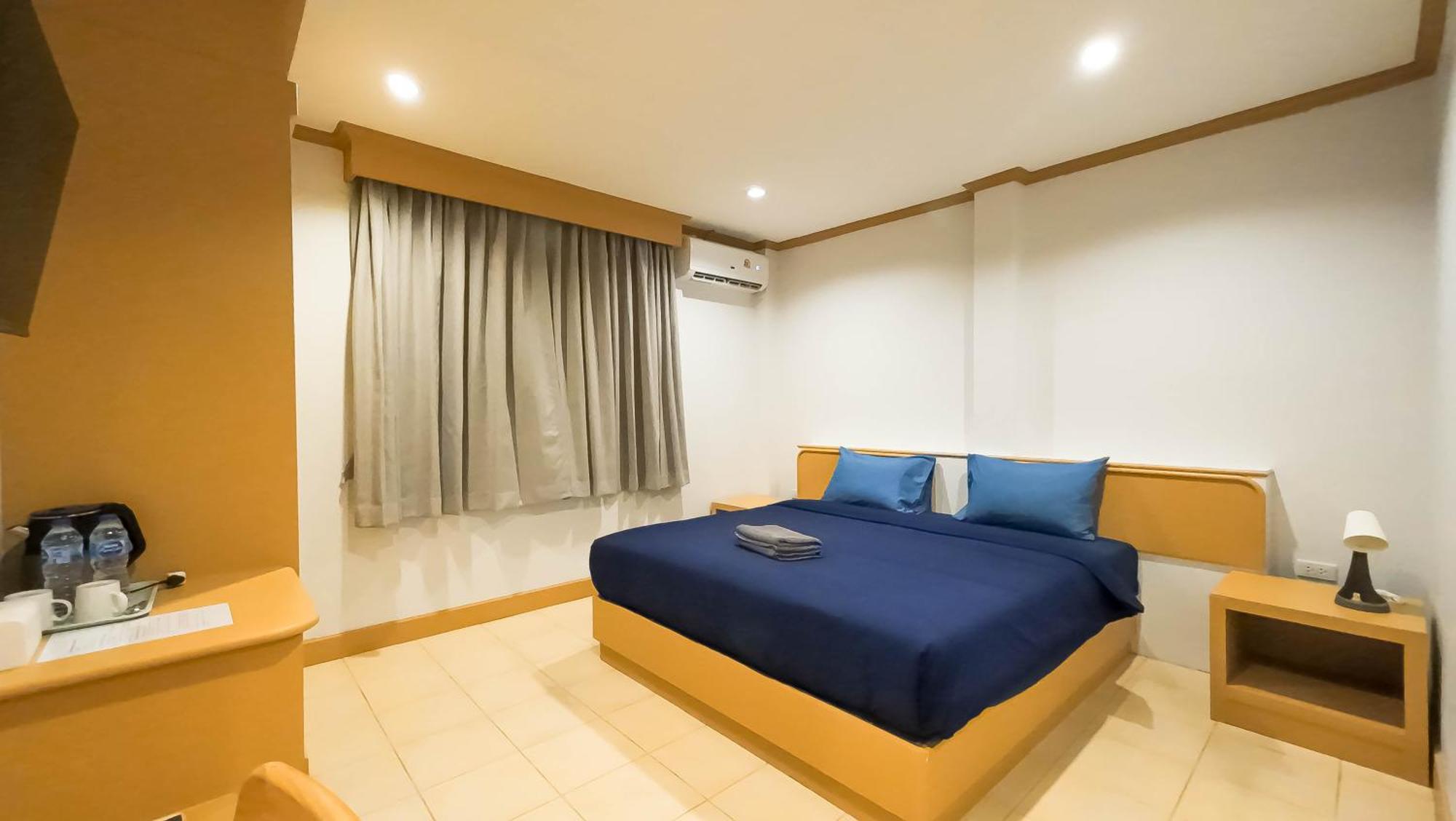 Jb House Patong Hostel Kültér fotó