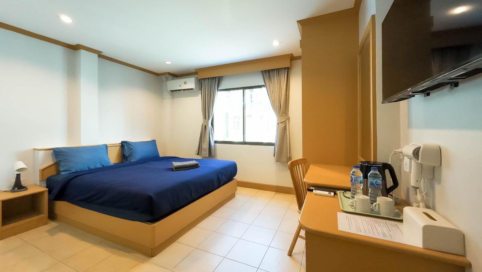Jb House Patong Hostel Kültér fotó