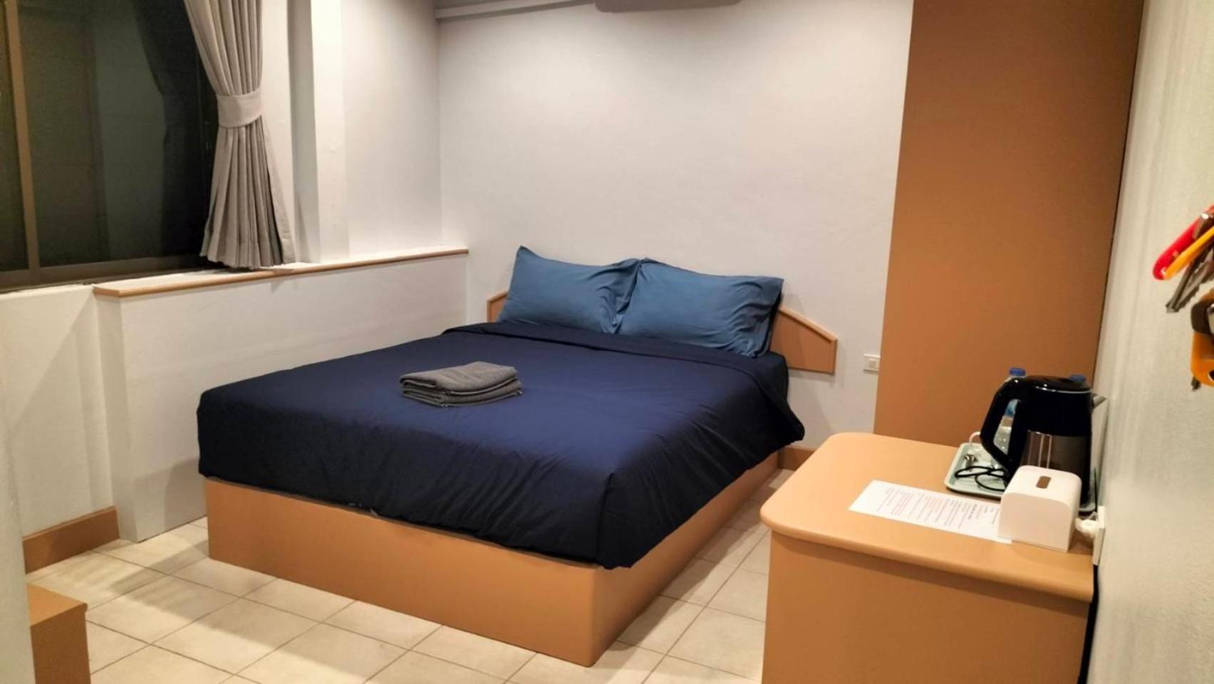 Jb House Patong Hostel Kültér fotó