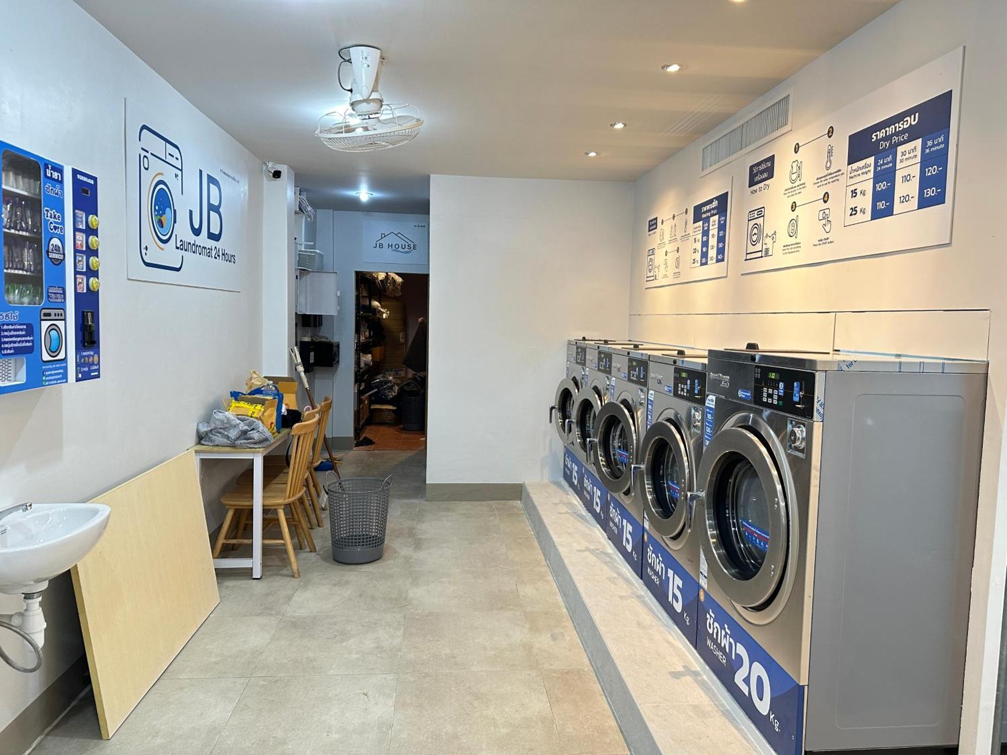 Jb House Patong Hostel Kültér fotó